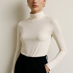 #96 ELIE TAHARI | Cream Mock Neck Longsleeve Top - Women's Small